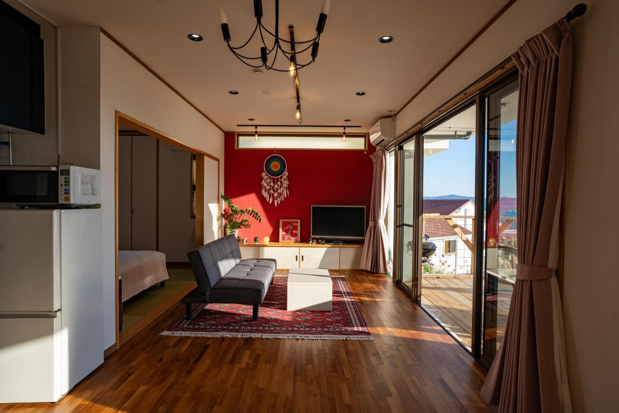 ペンションパシフィカ古宇利 Villa Kouri Exterior photo
